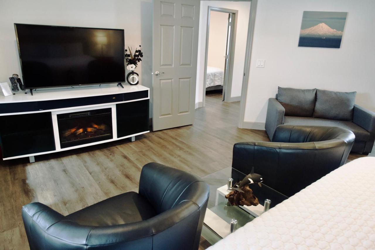 הומר Otter Beach Lodges מראה חיצוני תמונה