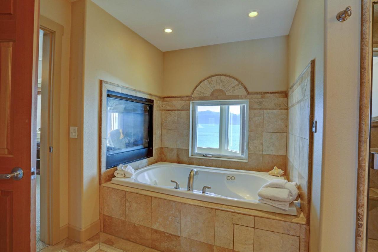 הומר Otter Beach Lodges מראה חיצוני תמונה