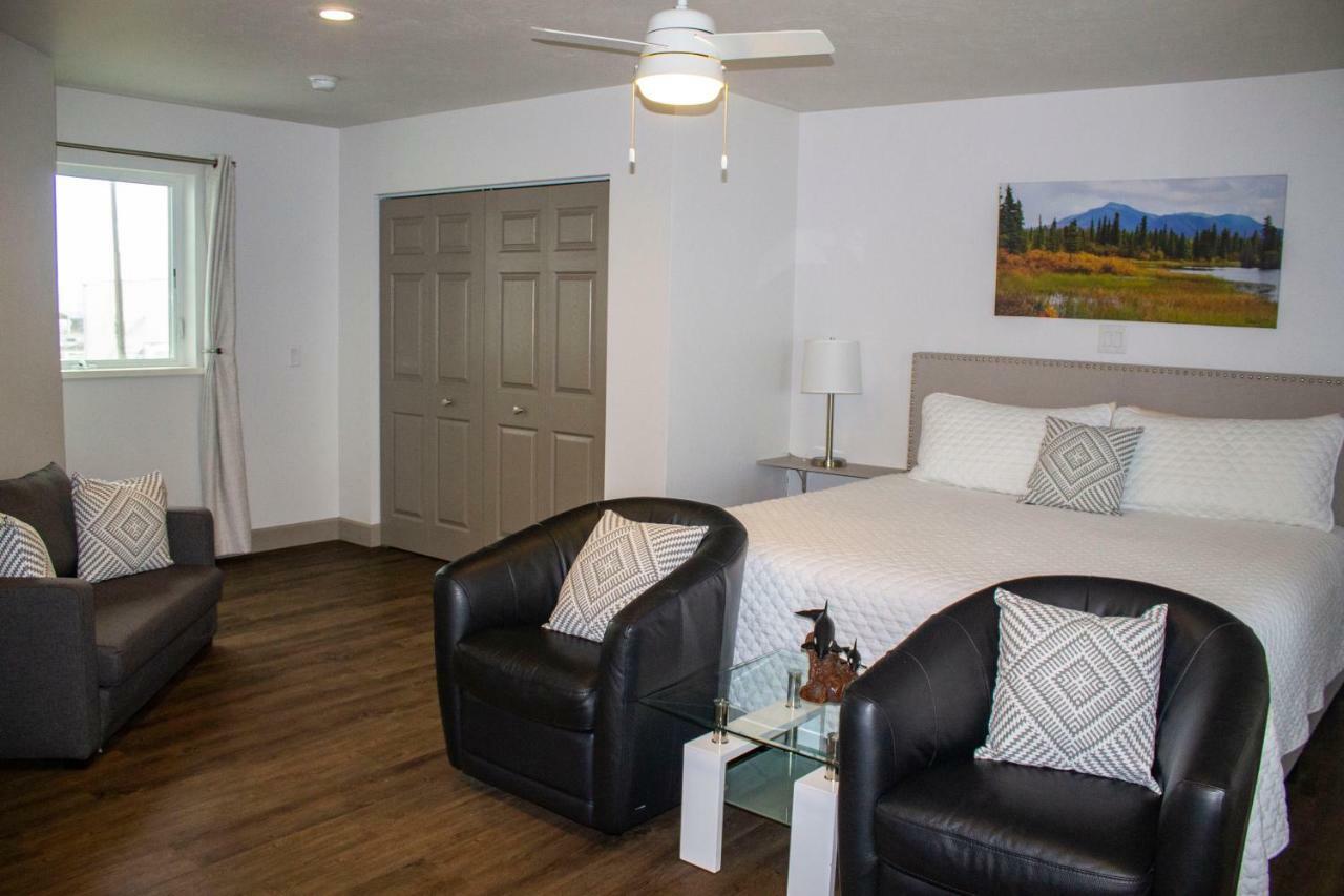 הומר Otter Beach Lodges מראה חיצוני תמונה